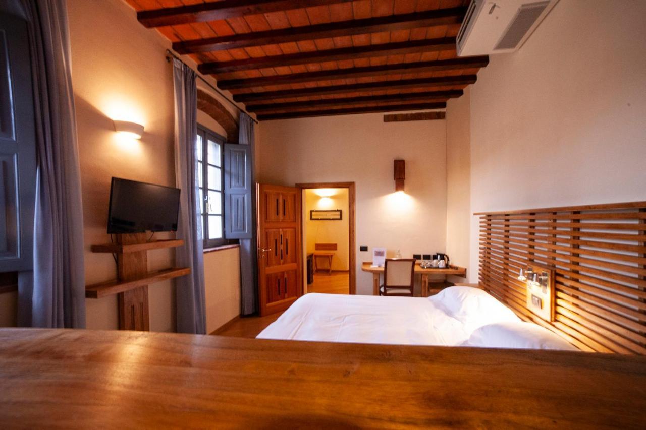 Stagno Lombardo Agriturismo Cascina Farisengo מראה חיצוני תמונה