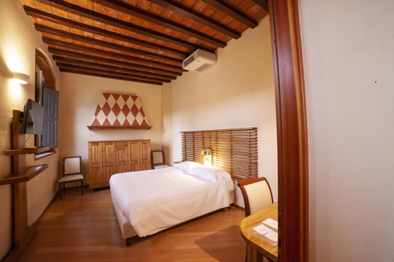 Stagno Lombardo Agriturismo Cascina Farisengo מראה חיצוני תמונה