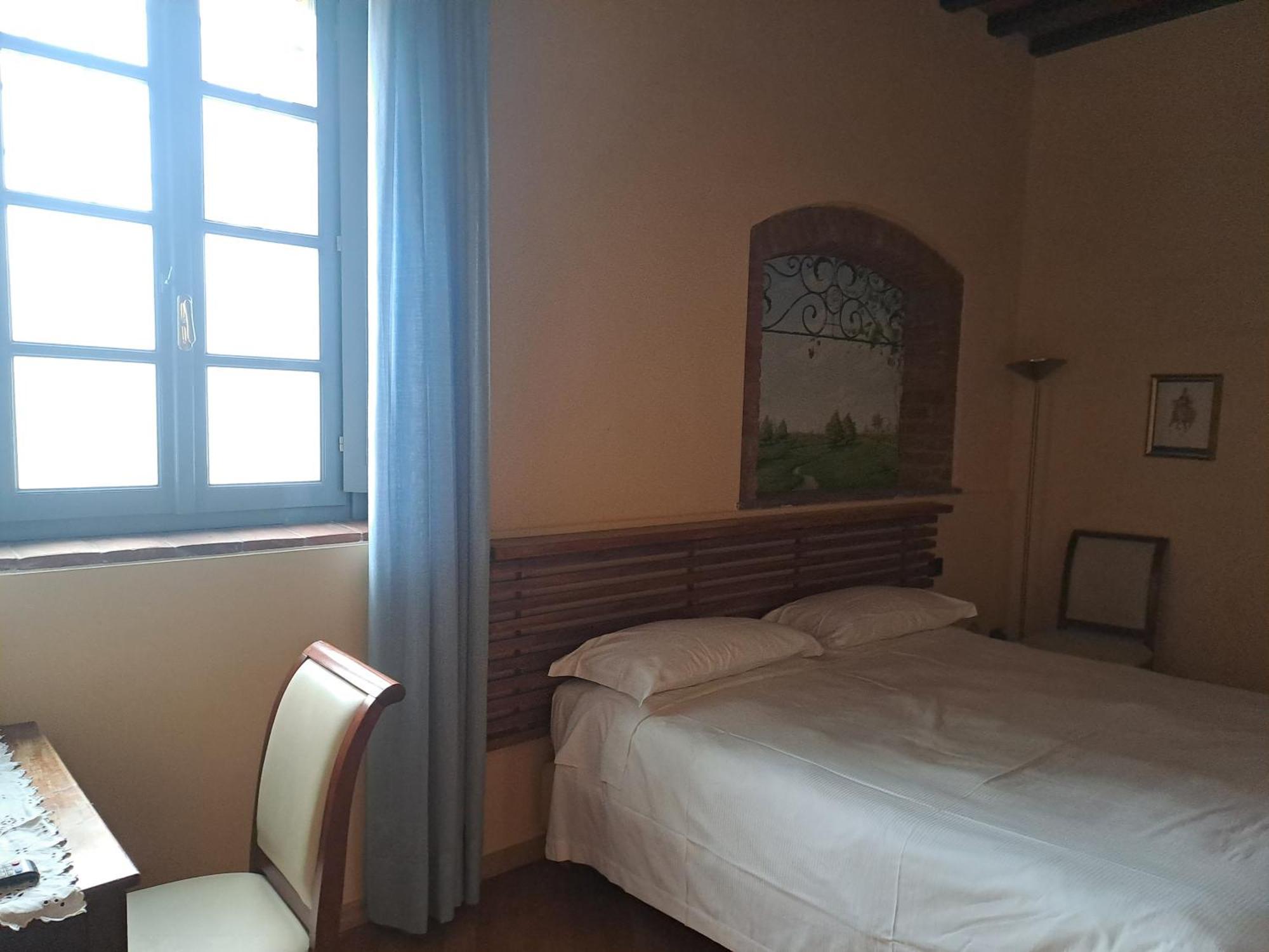 Stagno Lombardo Agriturismo Cascina Farisengo מראה חיצוני תמונה