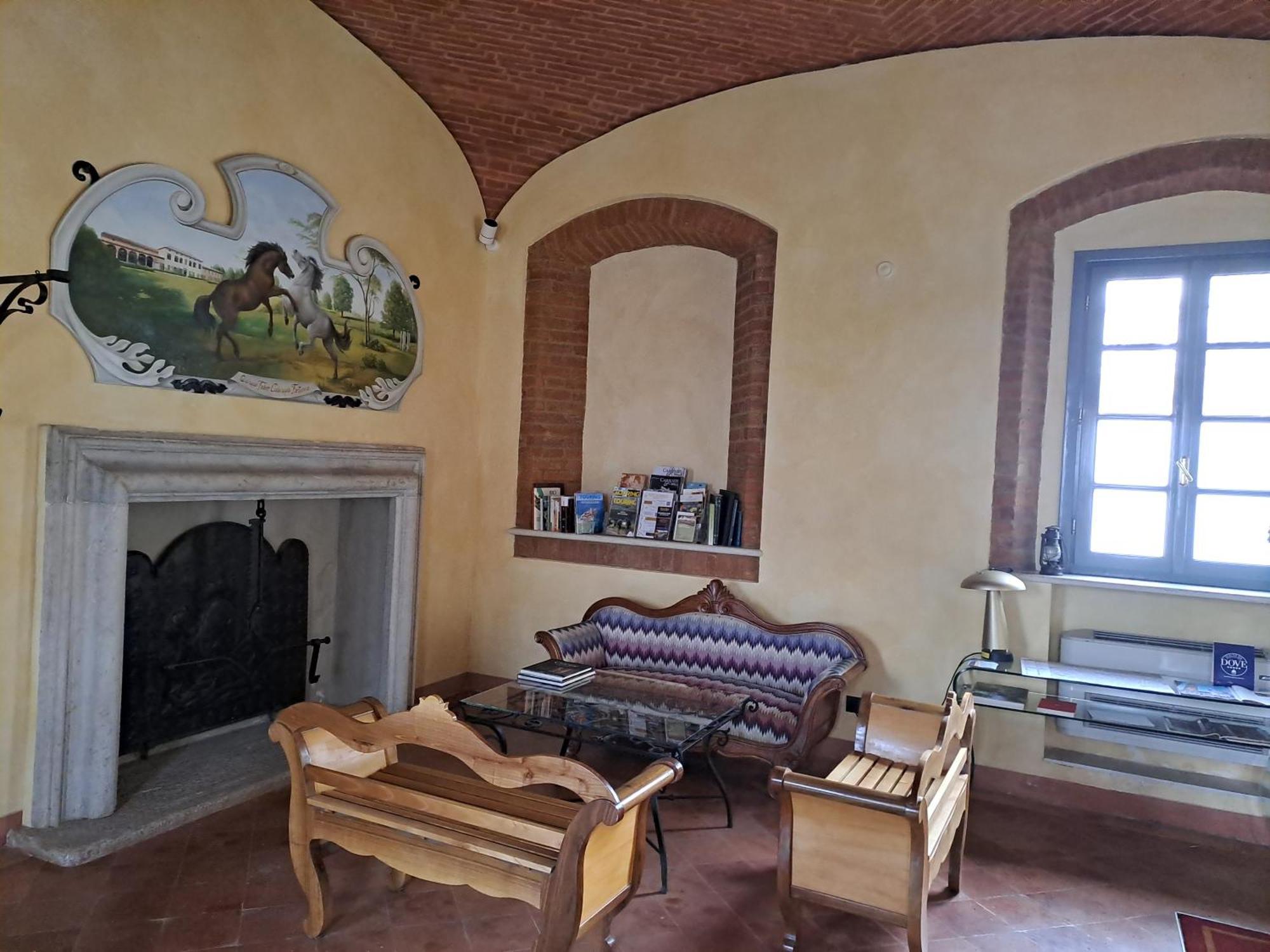 Stagno Lombardo Agriturismo Cascina Farisengo מראה חיצוני תמונה
