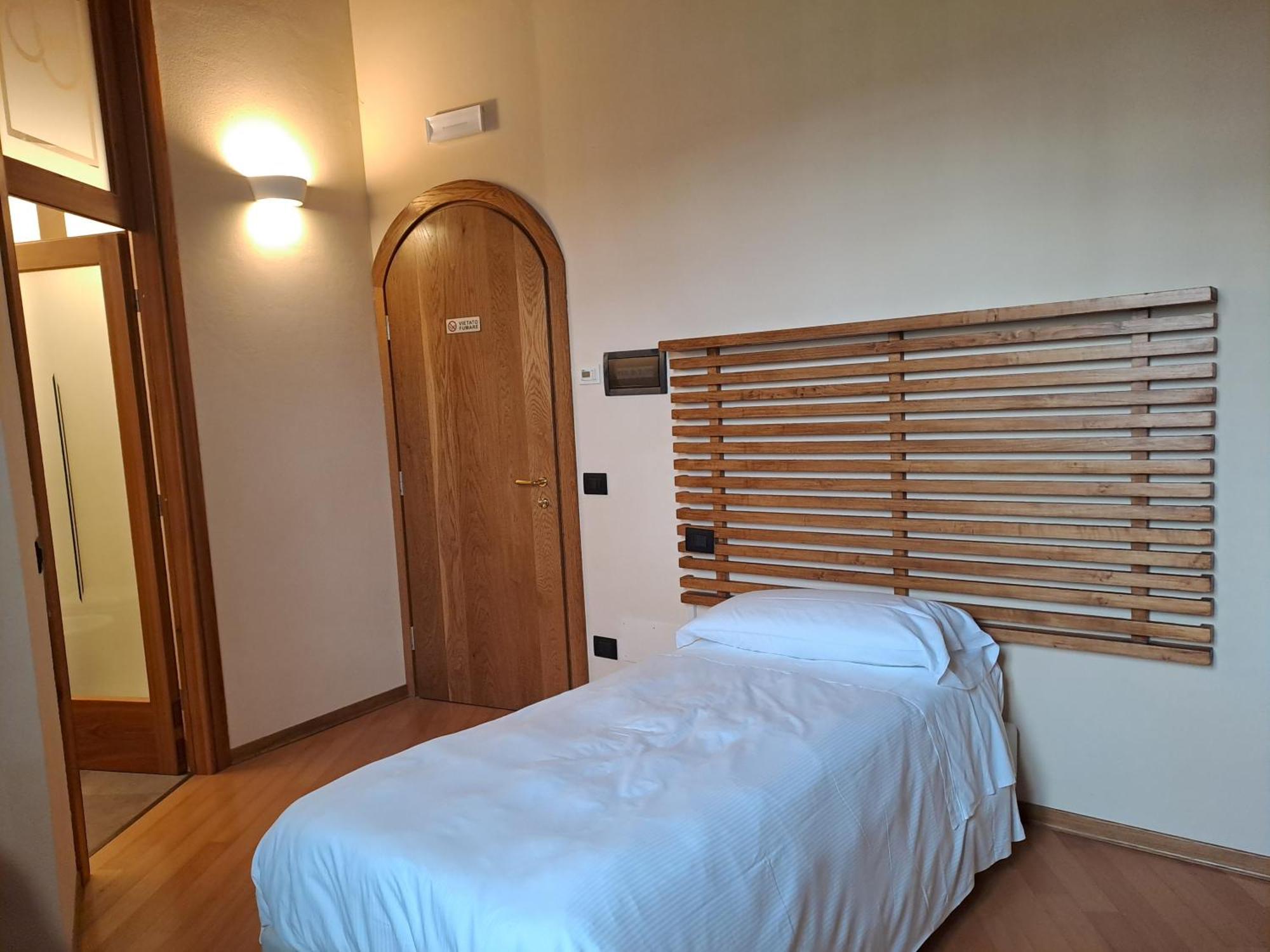 Stagno Lombardo Agriturismo Cascina Farisengo מראה חיצוני תמונה