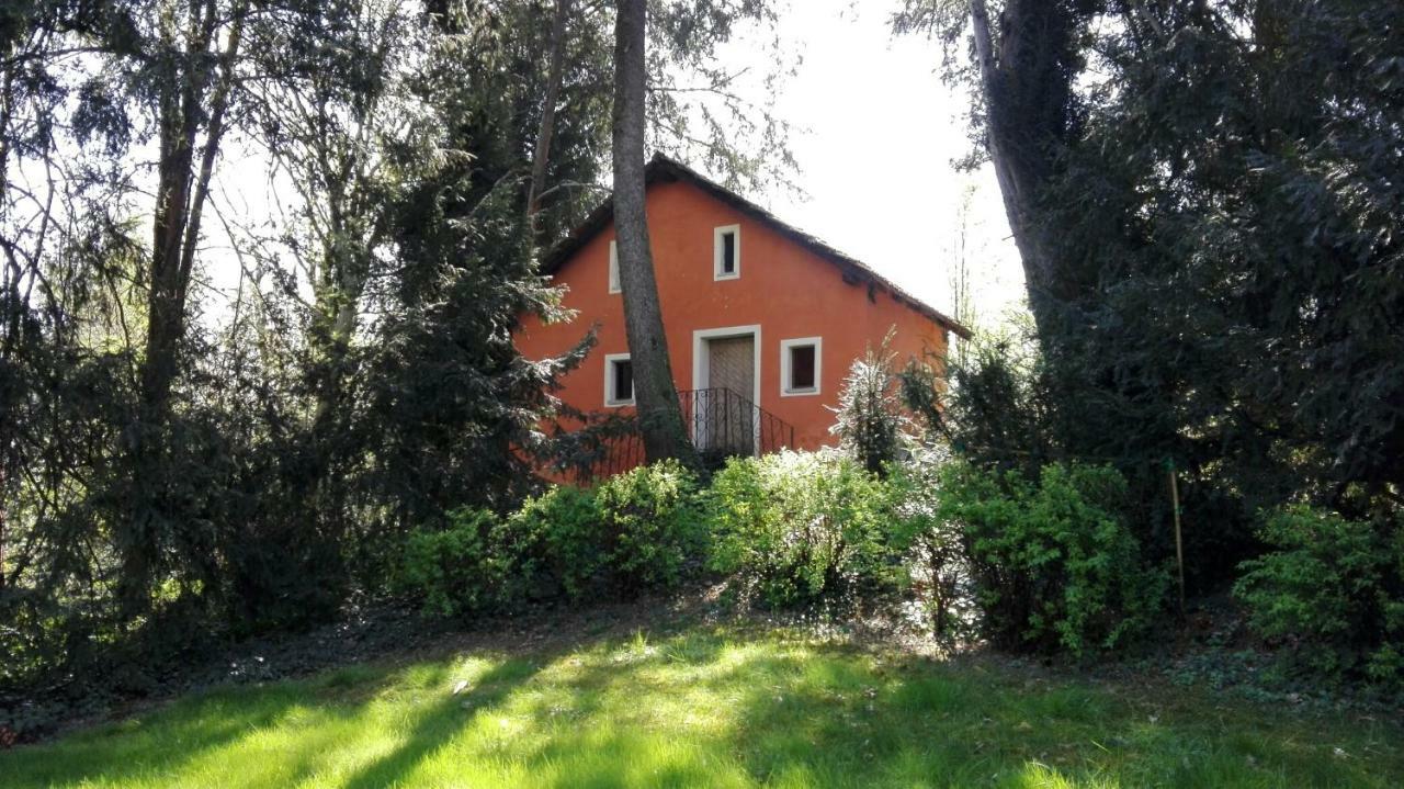 בית הארחה Stagno Lombardo 	Agriturismo Cascina Farisengo מראה חיצוני תמונה